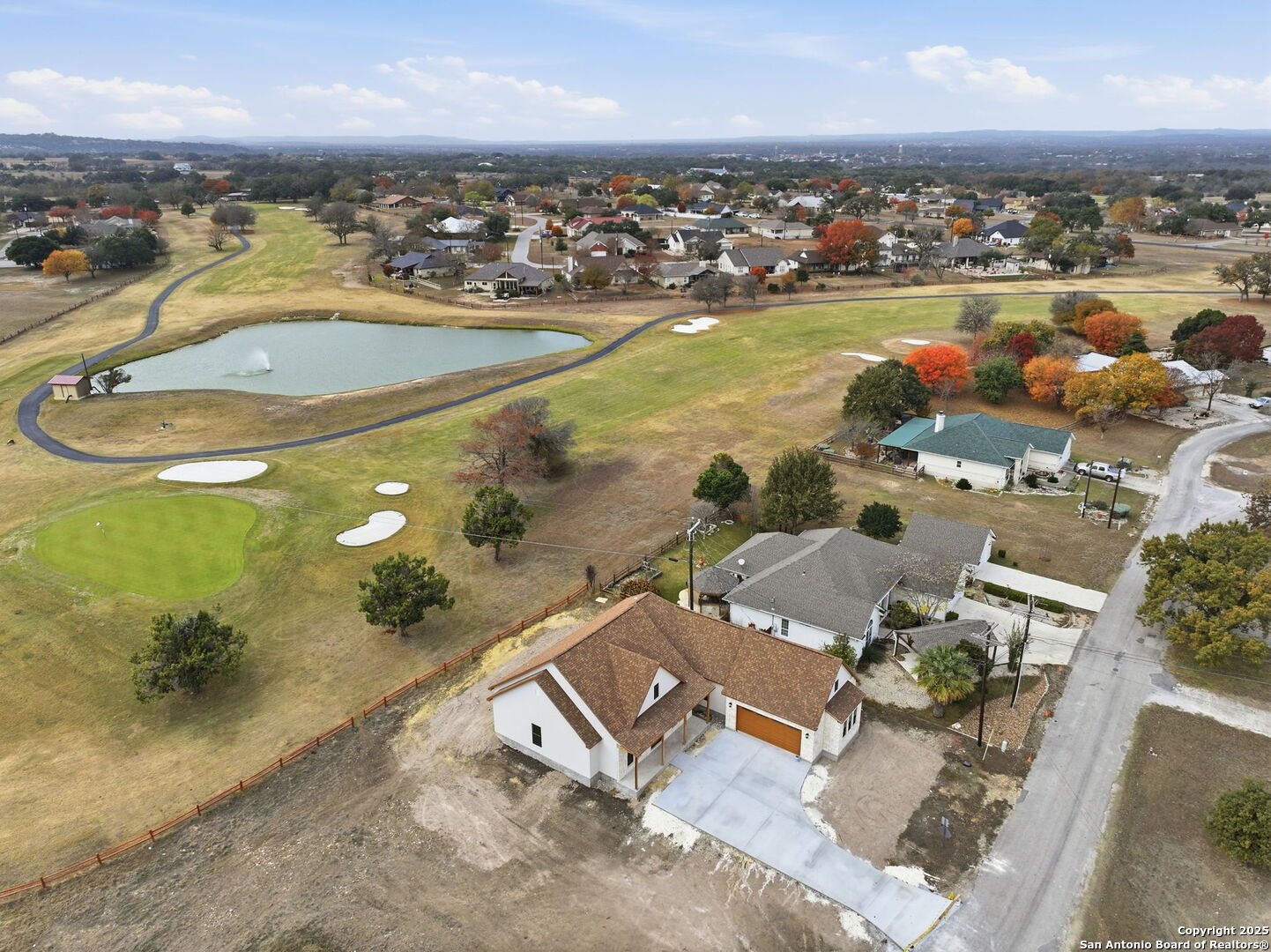 348 Valley Oak Bandera TX 78003