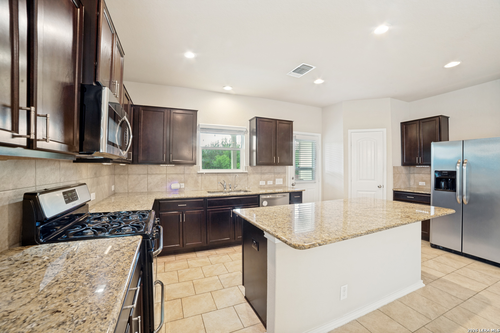 724 Smooth Wine Cibolo TX 78108