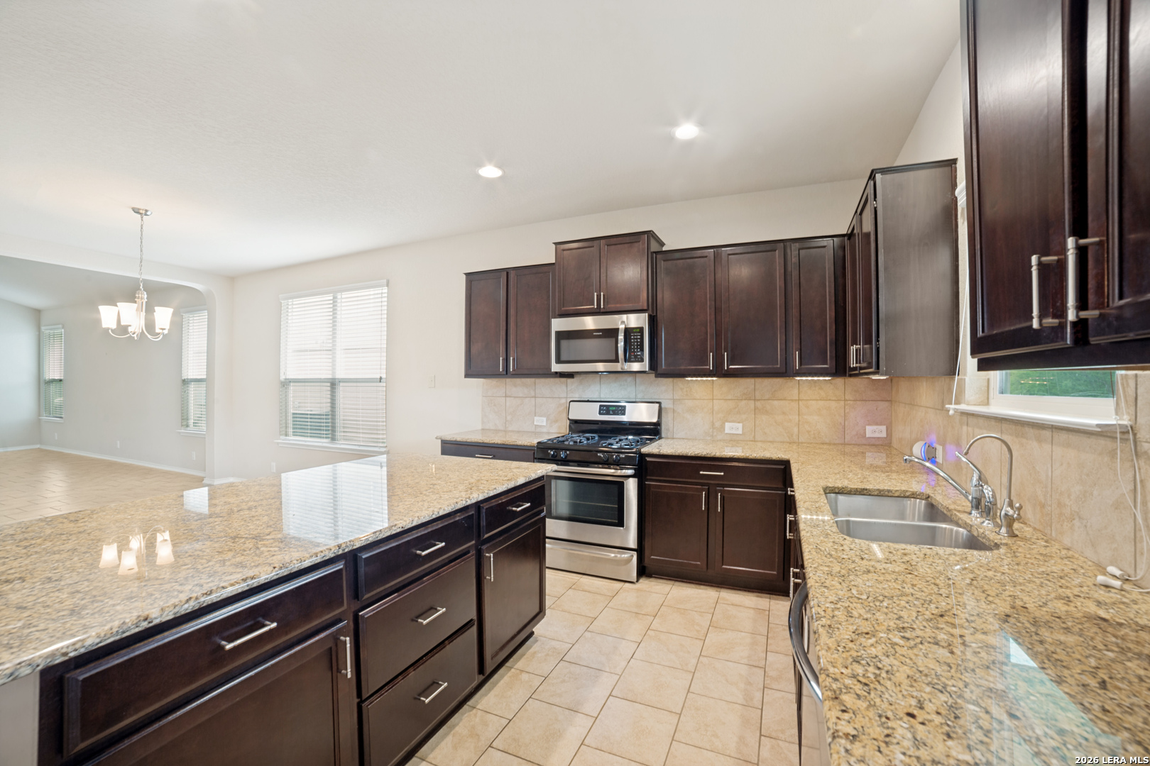 724 Smooth Wine Cibolo TX 78108