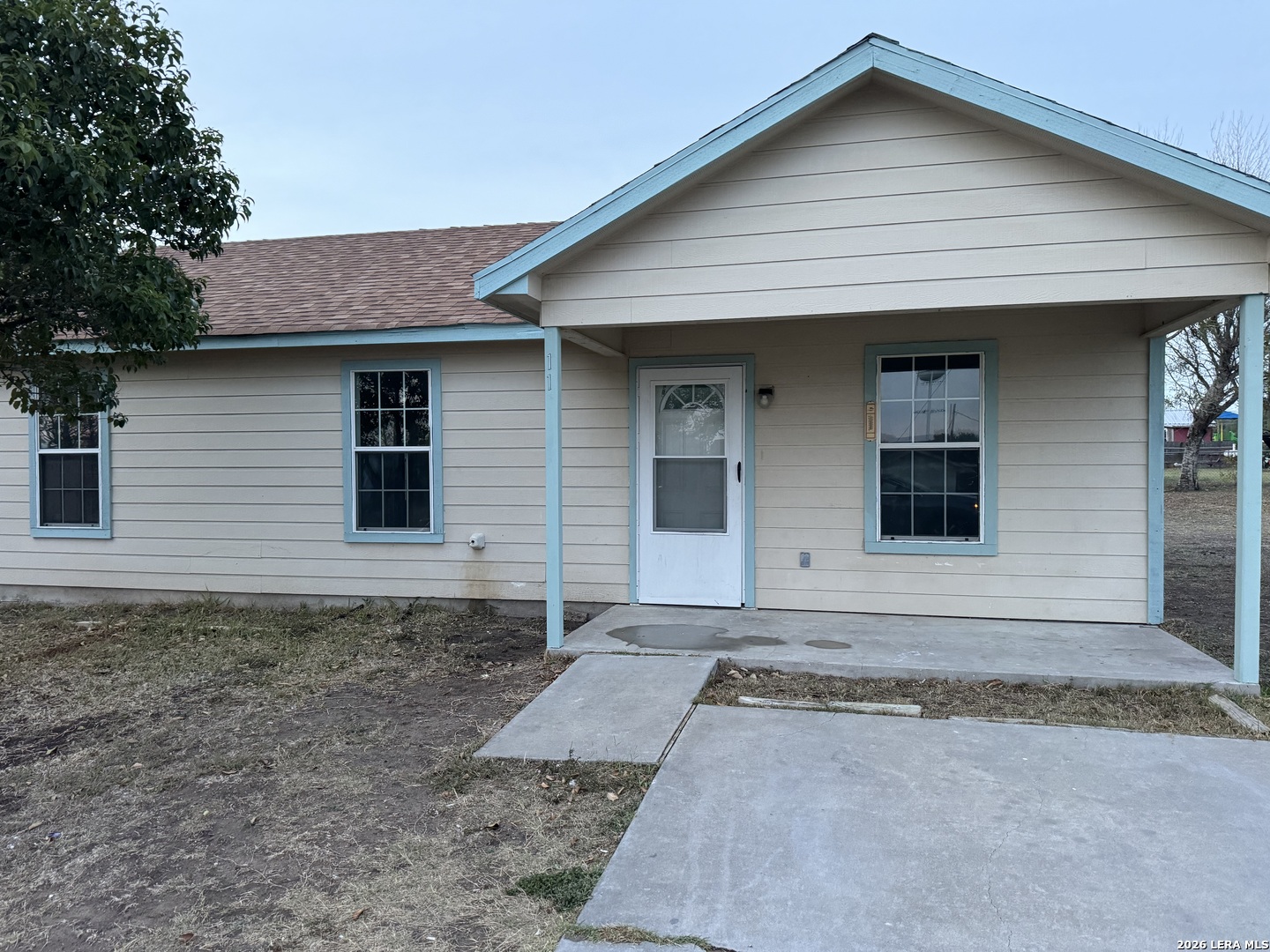112 San Antonio Street Runge TX 78151