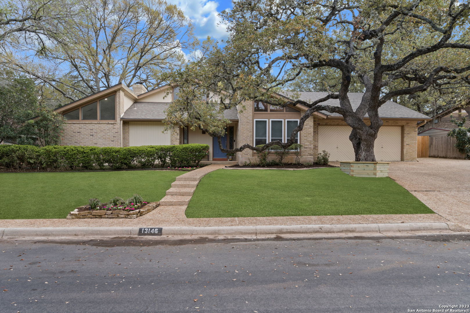 13146 N Hunters Circle San Antonio TX 78230