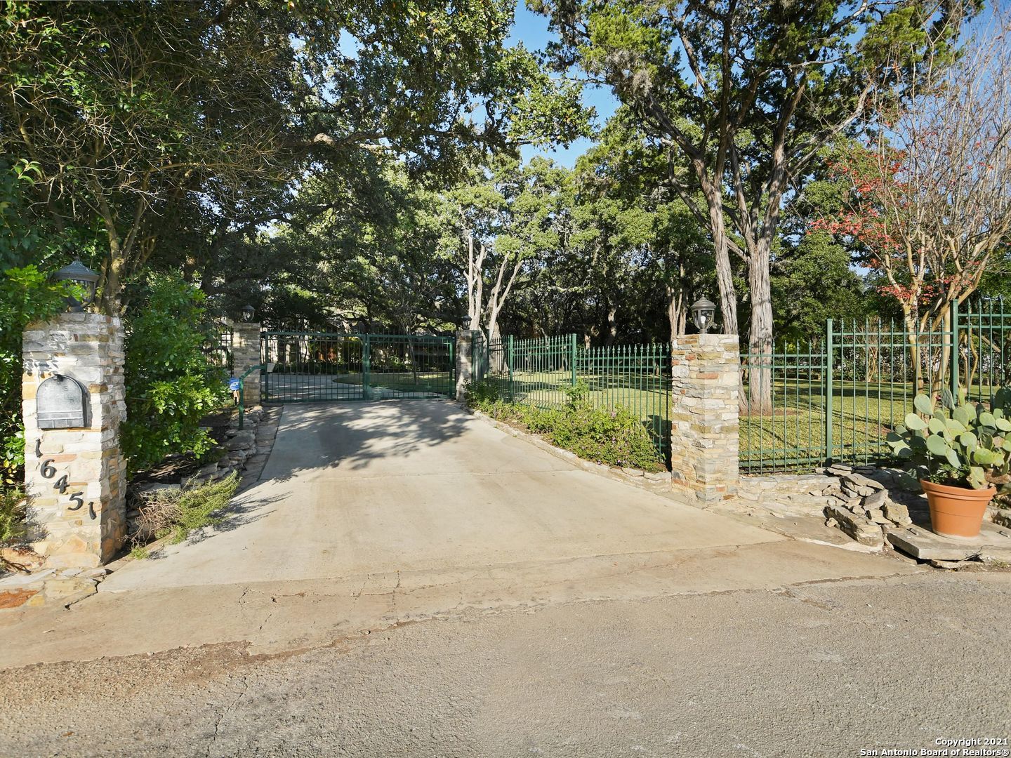16451 Lost Cabin Street San Antonio TX 78232