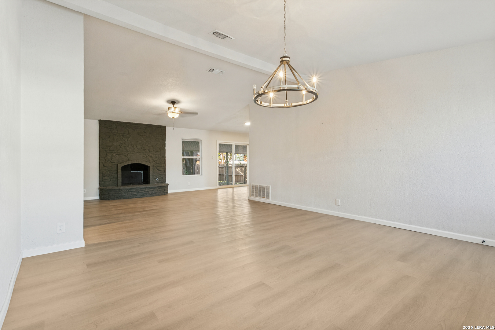 612 Jamie Sue Drive Converse TX 78109