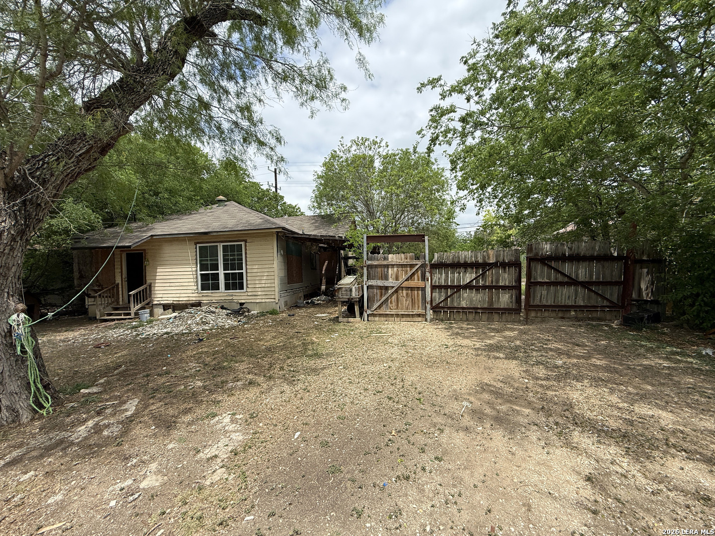 836 Avondale San Antonio TX 78223