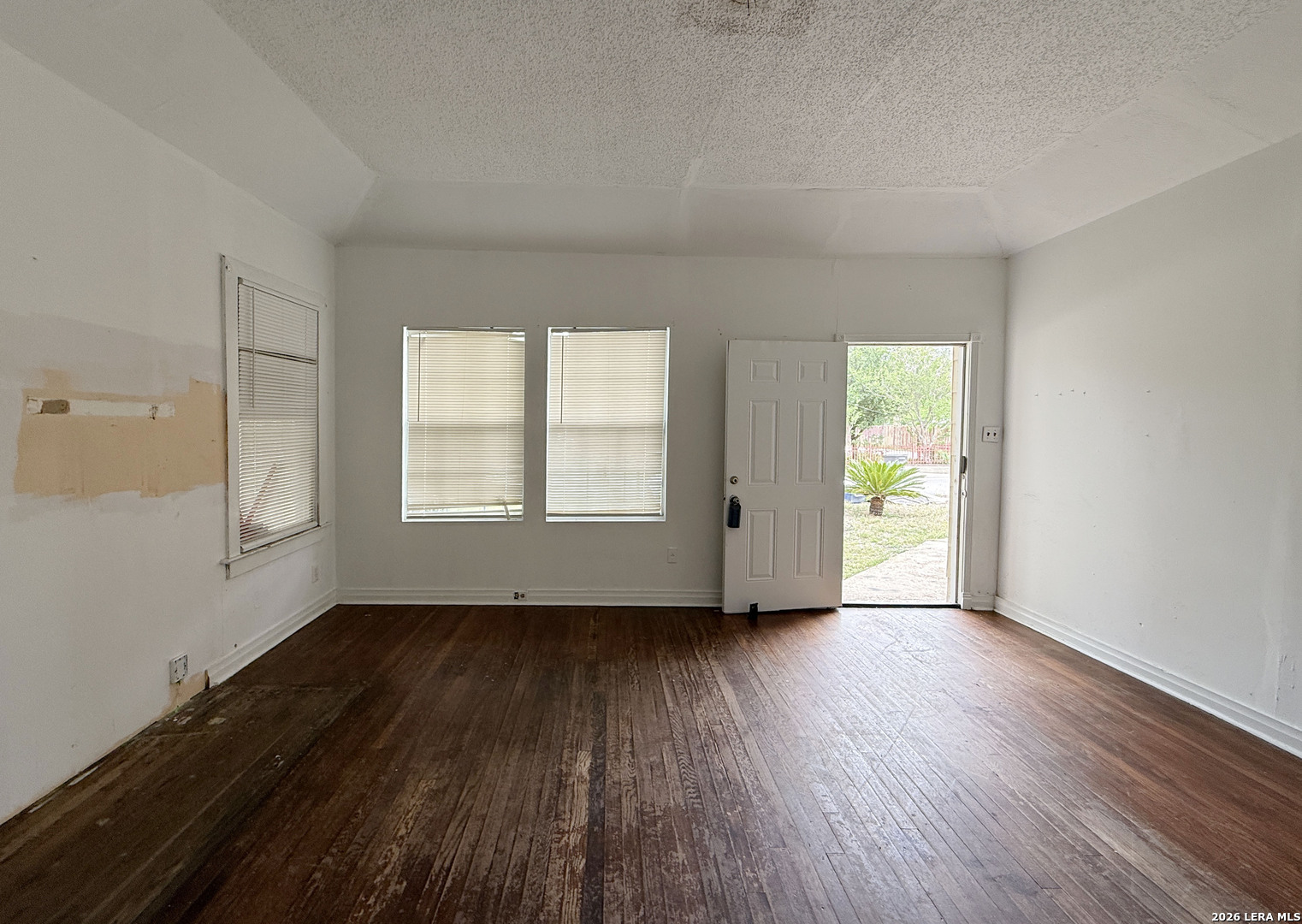 836 Avondale San Antonio TX 78223