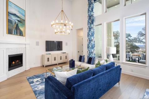 210 Navarro Boerne TX 78006