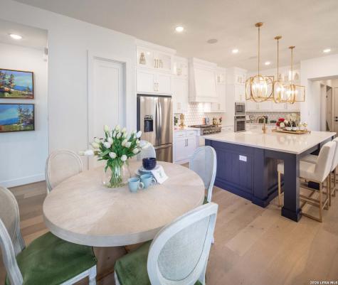 210 Navarro Boerne TX 78006