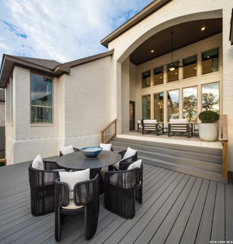 210 Navarro Boerne TX 78006
