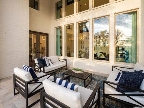 210 Navarro Boerne TX 78006