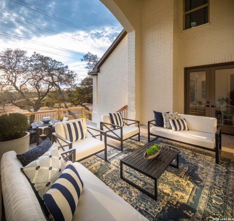 210 Navarro Boerne TX 78006