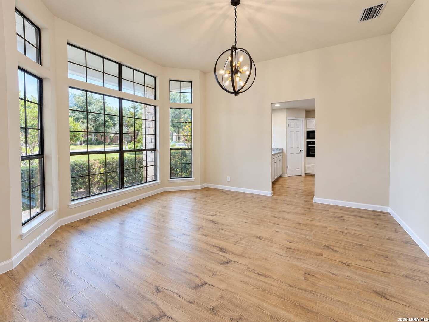 16102 Santa Cathrena San Antonio TX 78232