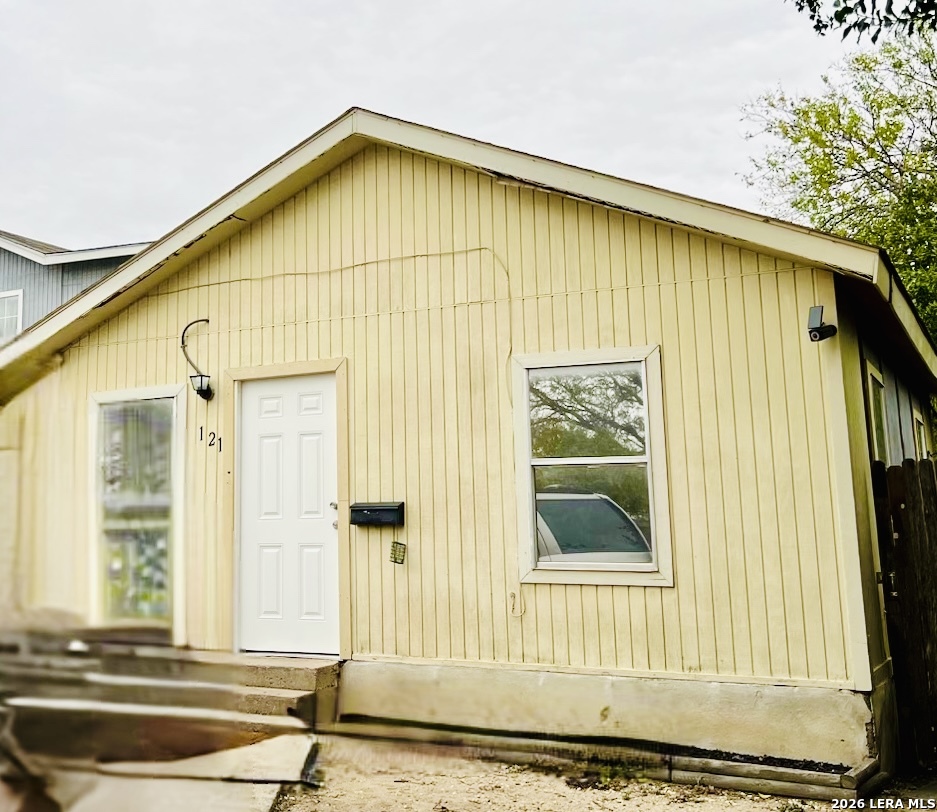 121 W Mitchell San Antonio TX 78204