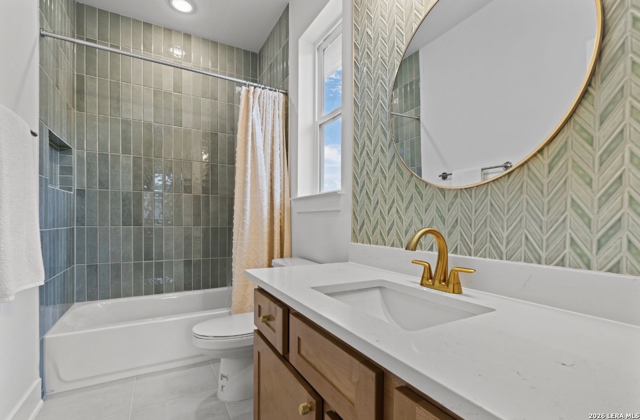 4003 Wood Creek San Antonio TX 78257
