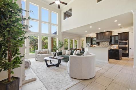 852 Hampton Oaks New Braunfels TX 78132