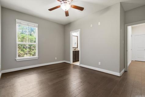 852 Hampton Oaks New Braunfels TX 78132