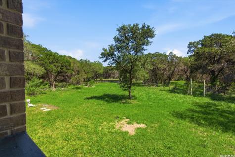 852 Hampton Oaks New Braunfels TX 78132