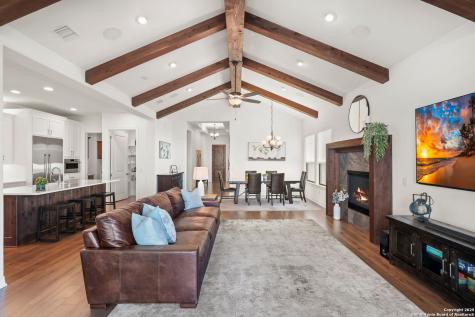 23427 Grande Vista San Antonio TX 78261
