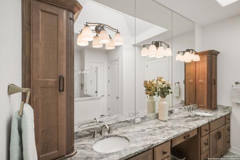 23427 Grande Vista San Antonio TX 78261