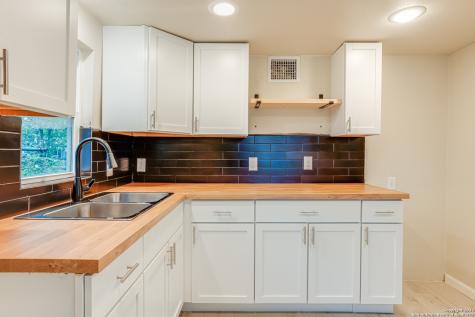 1312 Pleasanton Road San Antonio TX 78214