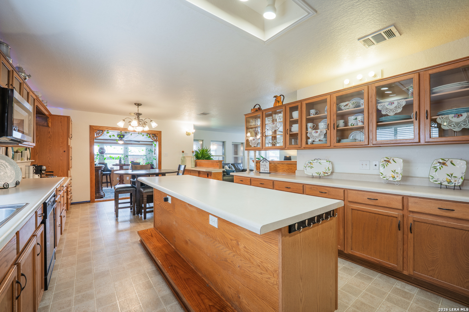 124 Springtree Grove Cibolo TX 78108