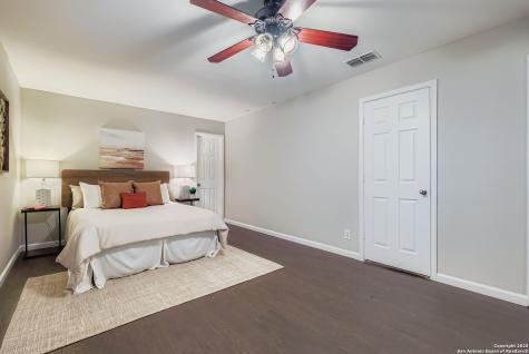 9322 Valley Ridge San Antonio TX 78250