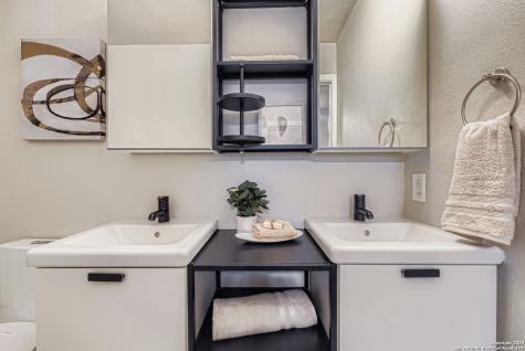 9322 Valley Ridge San Antonio TX 78250