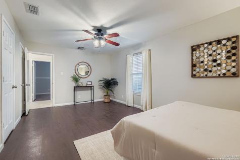 9322 Valley Ridge San Antonio TX 78250