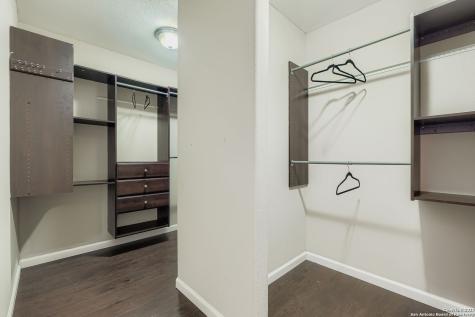 9322 Valley Ridge San Antonio TX 78250