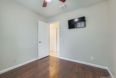 9322 Valley Ridge San Antonio TX 78250