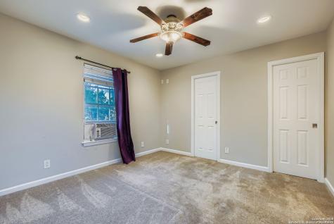 9322 Valley Ridge San Antonio TX 78250