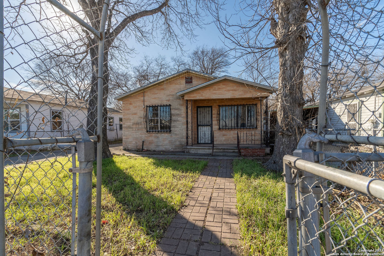 3014 El Paso Street San Antonio TX 78207