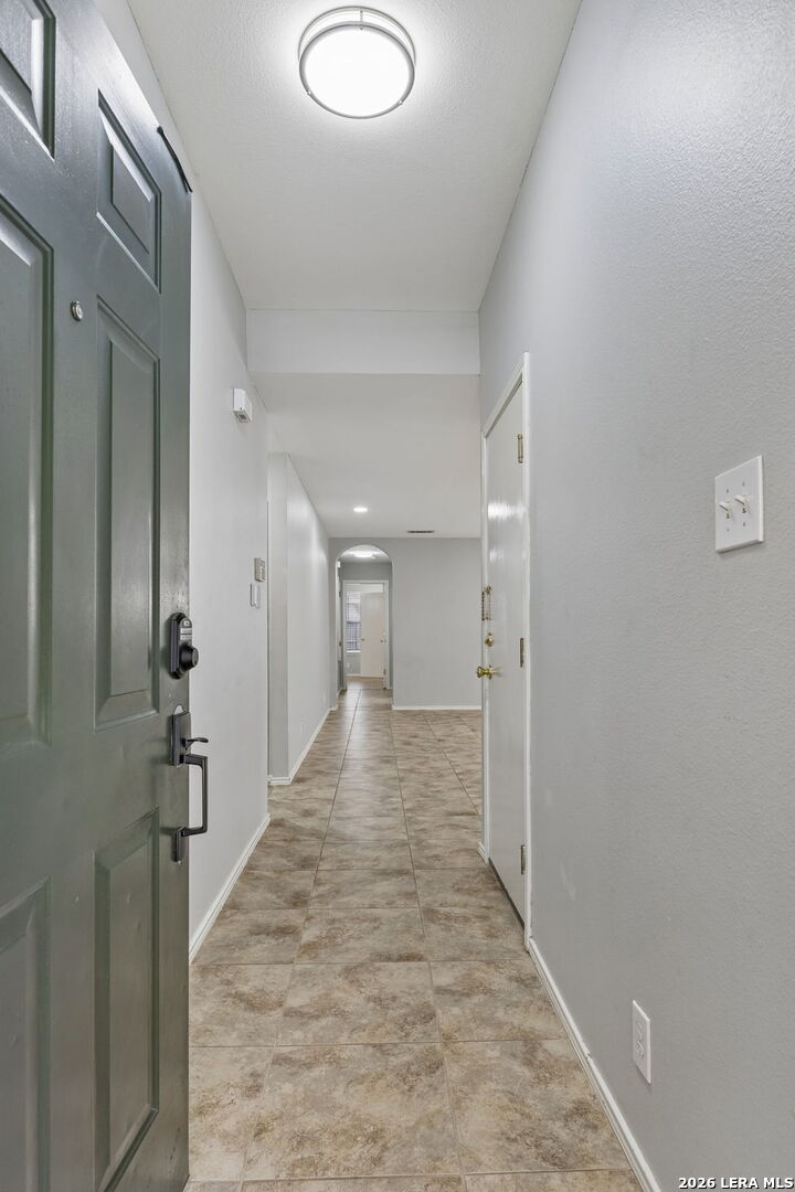8927 Interlachen Selma TX 78154