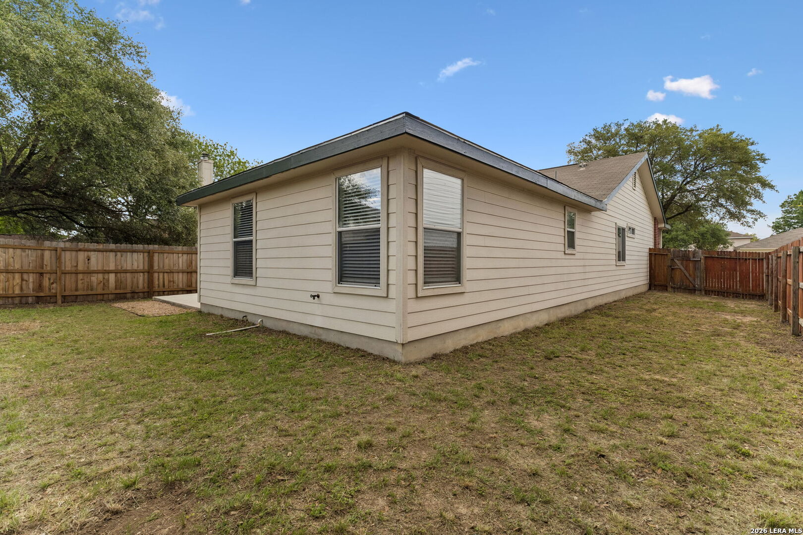 8927 Interlachen Selma TX 78154