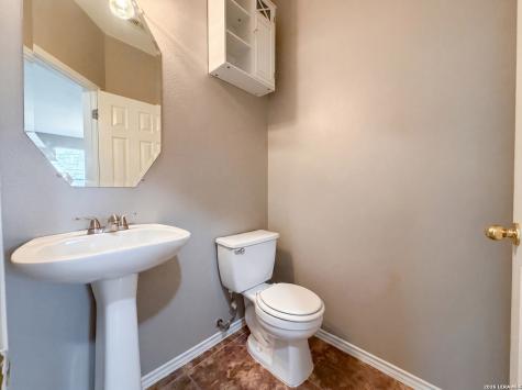 26902 Sparrow Ridge San Antonio TX 78261