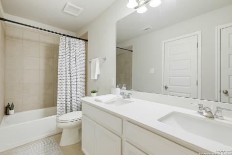 11652 Folsom Pass San Antonio TX 78245