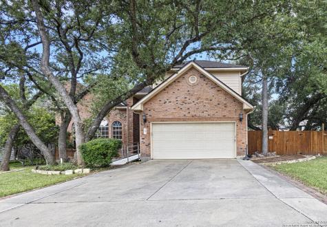 1811 Saxonhill Drive San Antonio TX 78253