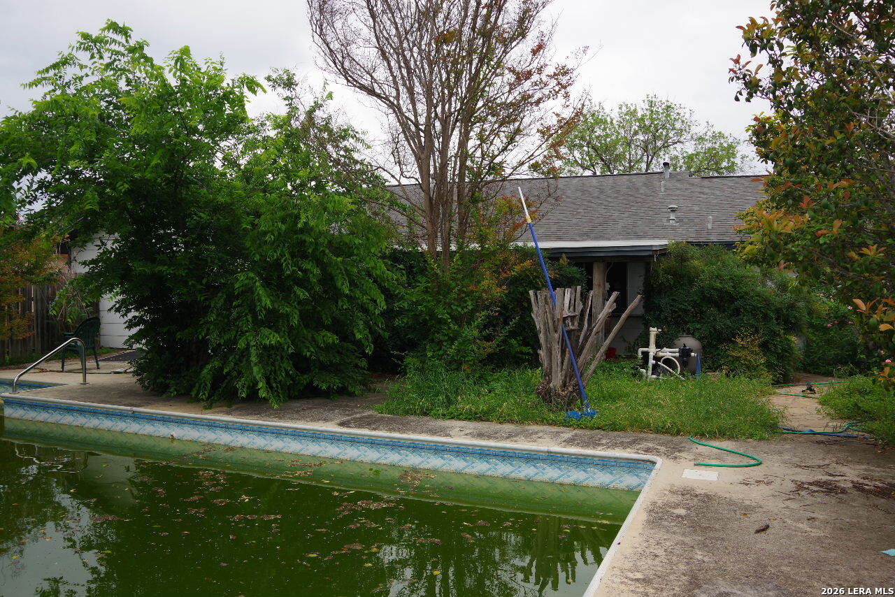 7405 Leading Oaks Live Oak TX 78233