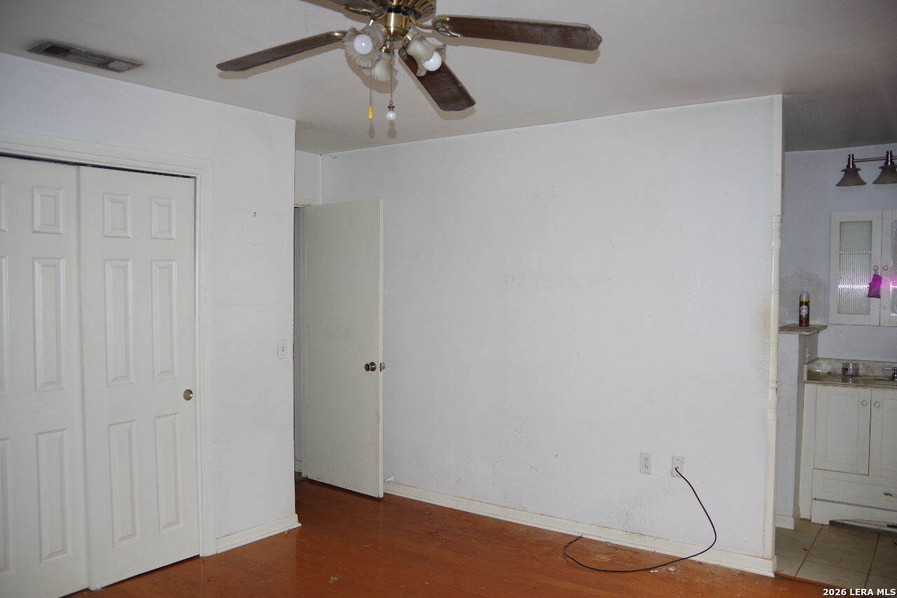 7405 Leading Oaks Live Oak TX 78233