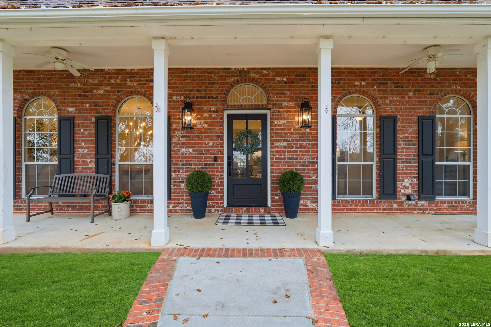 7380 Rolling Acres Trail Fair Oaks Ranch TX 78015