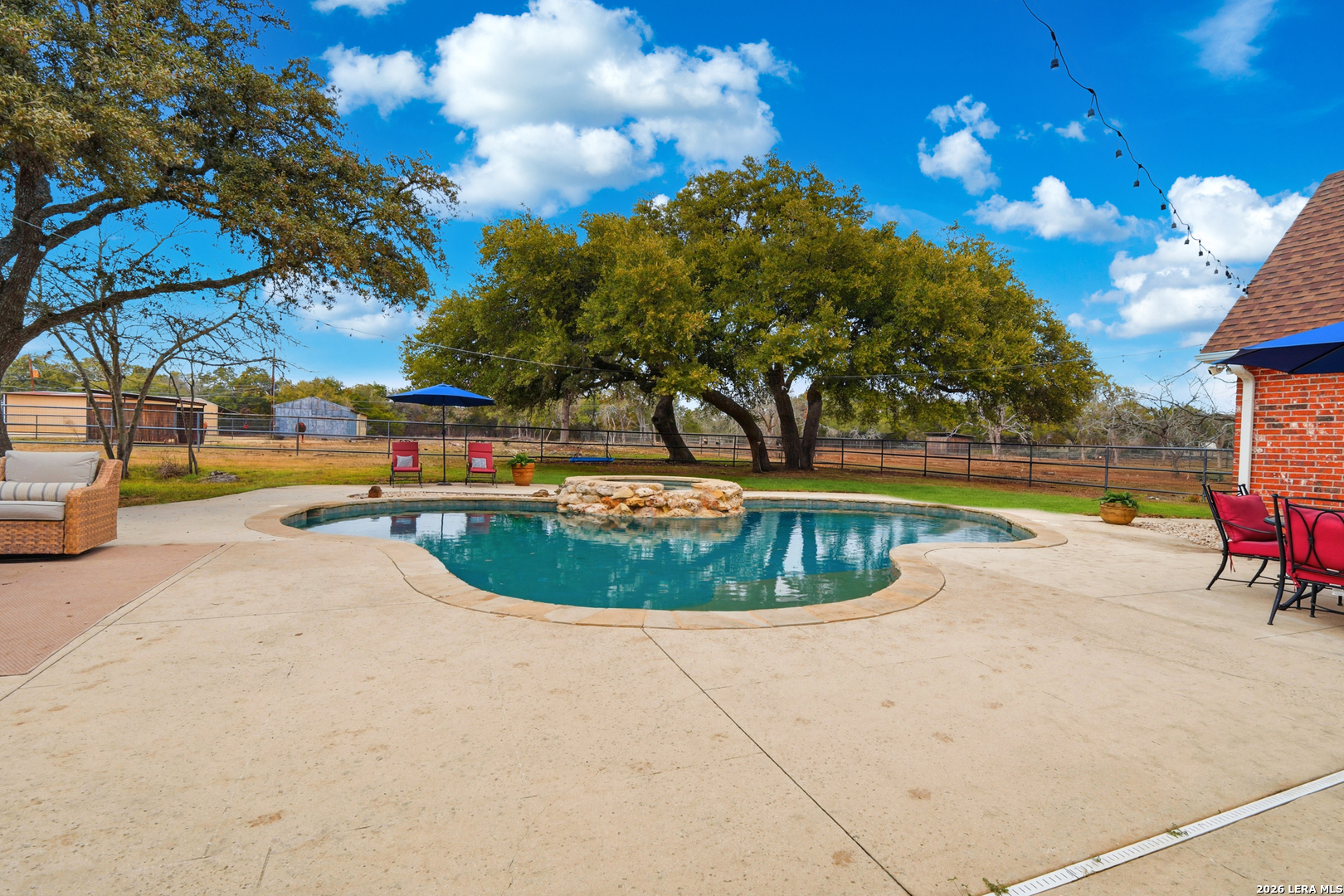 7380 Rolling Acres Trail Fair Oaks Ranch TX 78015