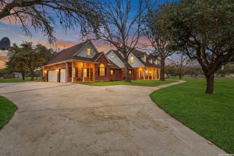 7380 Rolling Acres Trail Fair Oaks Ranch TX 78015