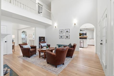 7380 Rolling Acres Trail Fair Oaks Ranch TX 78015