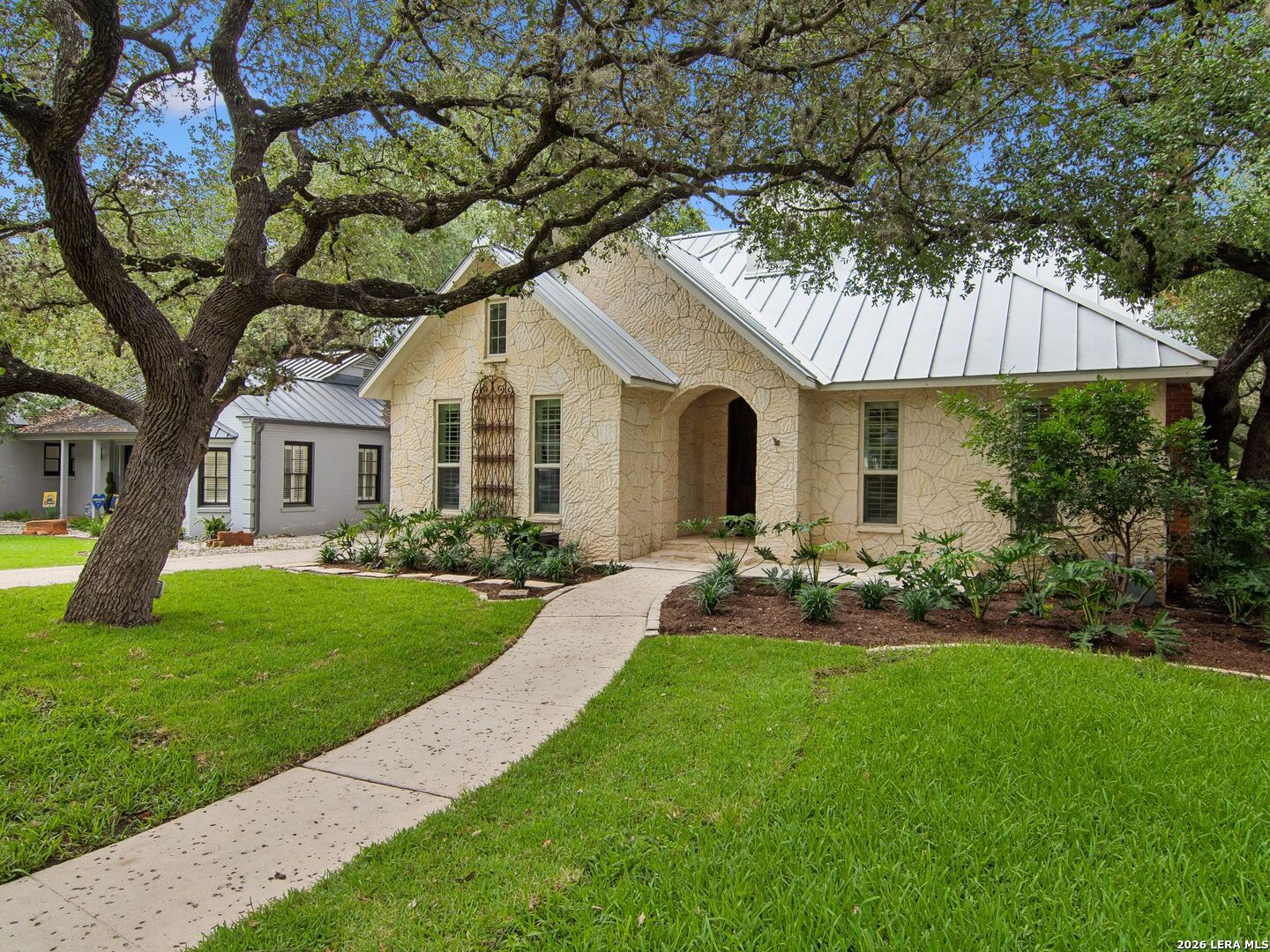 Alamo Heights TX, 310 Castano Avenue