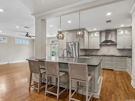 310 Castano Avenue Alamo Heights TX 78209