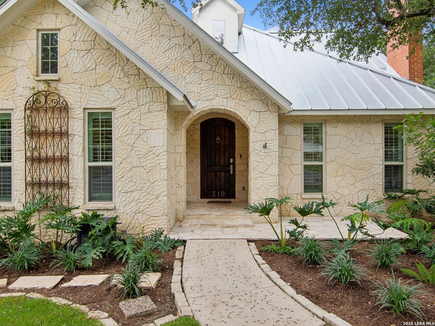 310 Castano Avenue Alamo Heights TX 78209