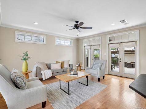 310 Castano Avenue Alamo Heights TX 78209