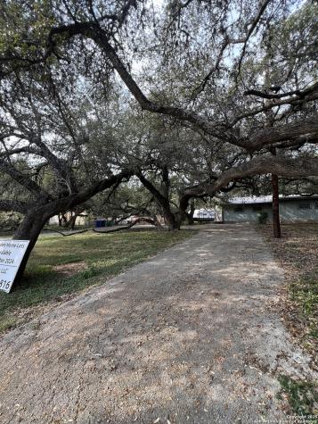 11811 Orsinger Lane San Antonio TX 78230