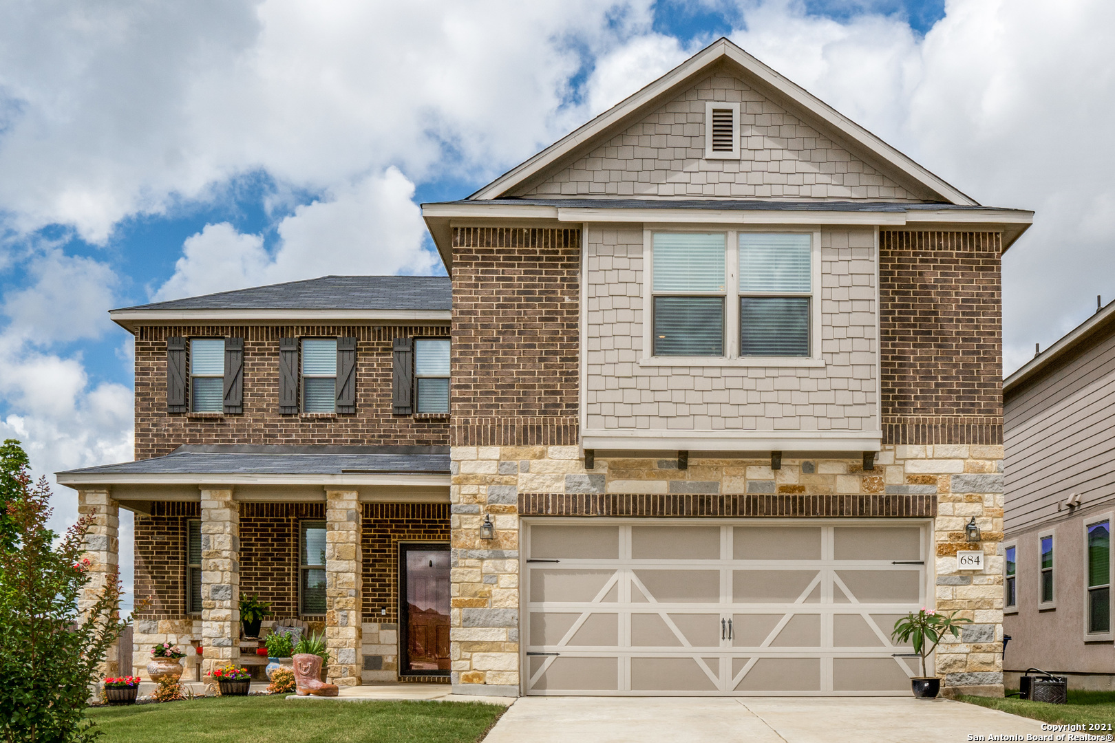 684 Knoll Brook New Braunfels TX 78130