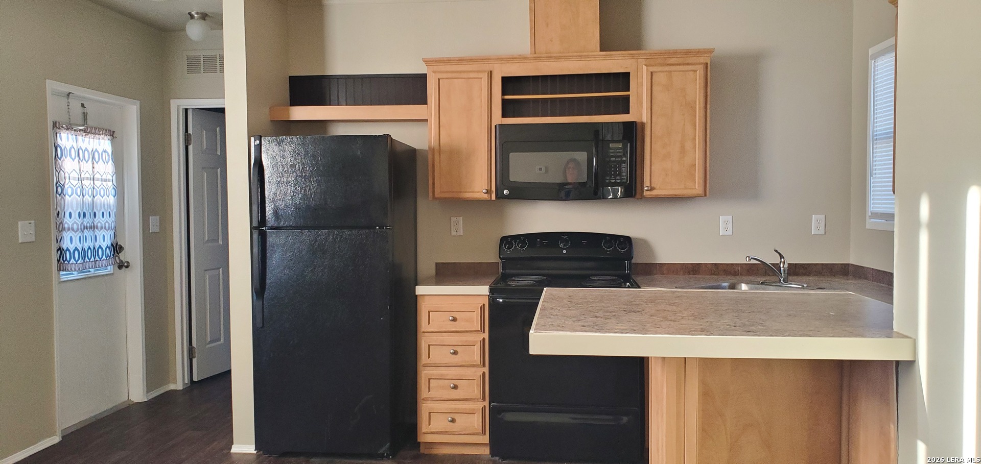 112 17b Energy Drive Cotulla TX 78014