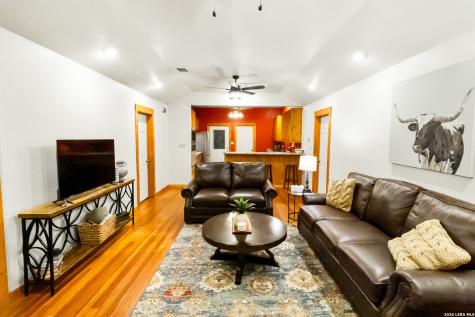 201 Brinkoeter Street Poth TX 78147